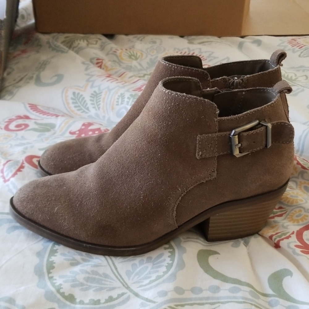 Sonoma suede booties